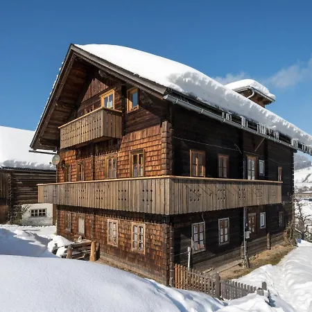 Mansion In Eben Near Salzburger Sportwelt 度假居