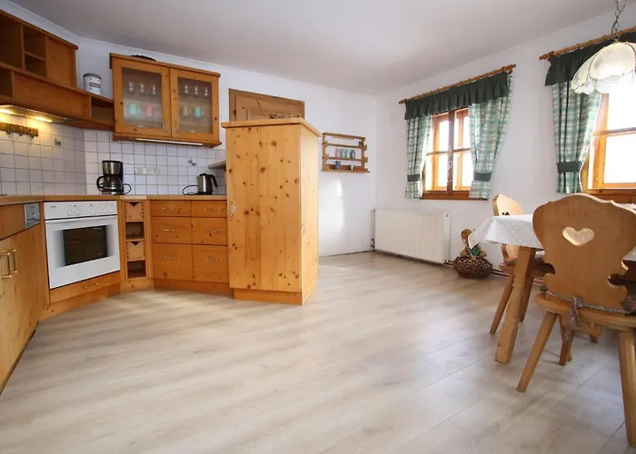 Mansion In Eben Near Salzburger Sportwelt Casa de Férias *